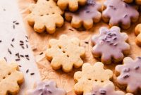 Fragrant Lavender Shortbread Cookies