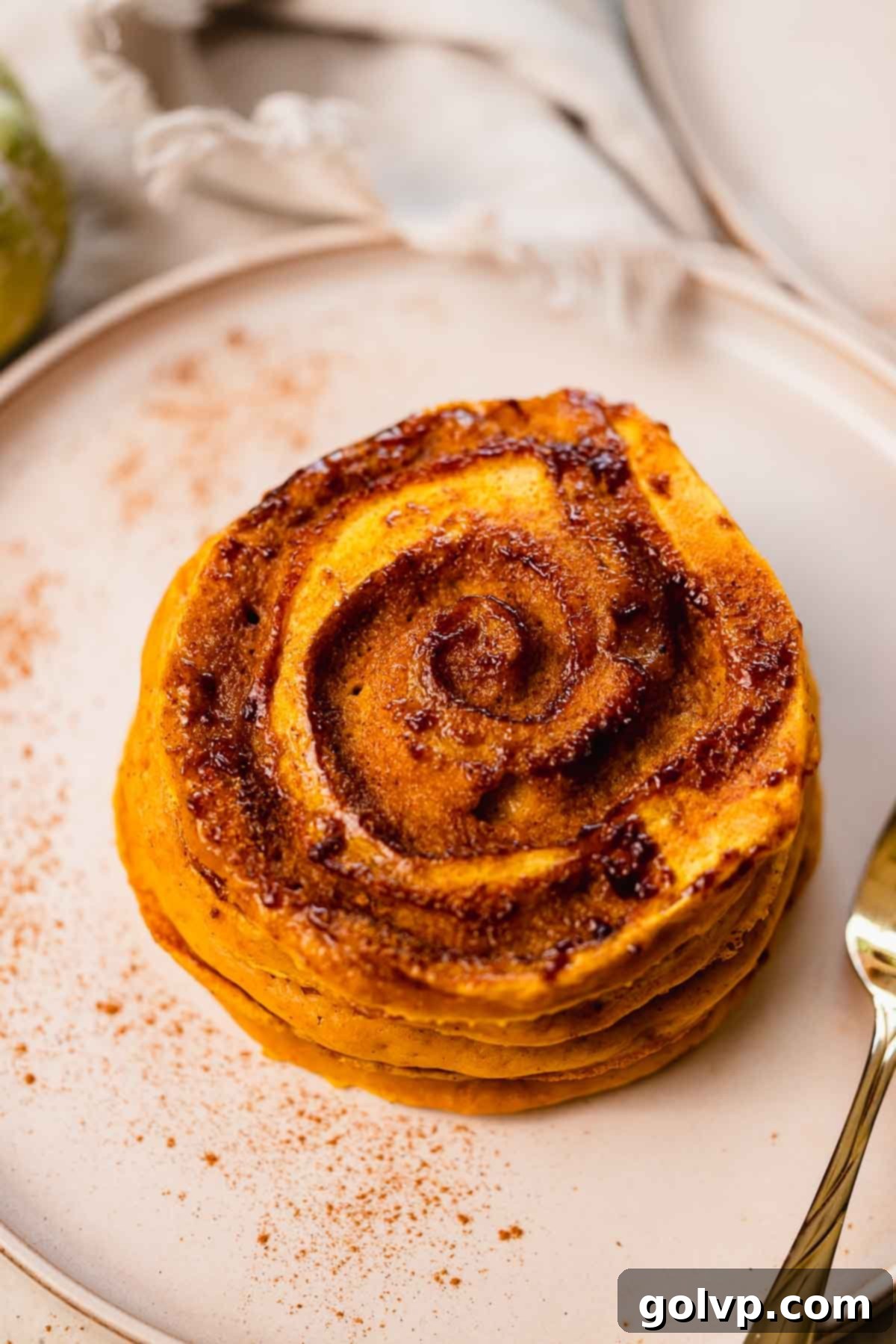 Step 3: Cleaning the pan between pumpkin pancakes