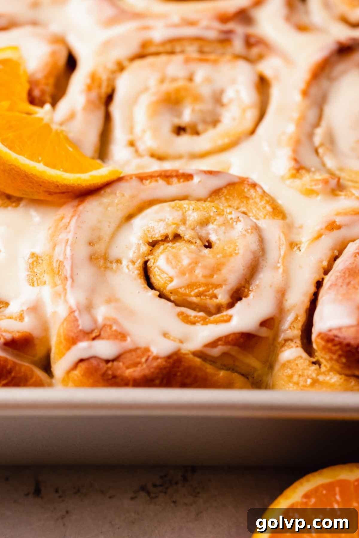 orange cinnamon rolls