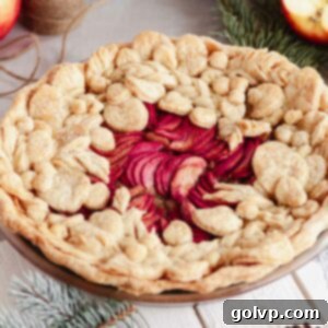 apple pie decorated as a wreath
