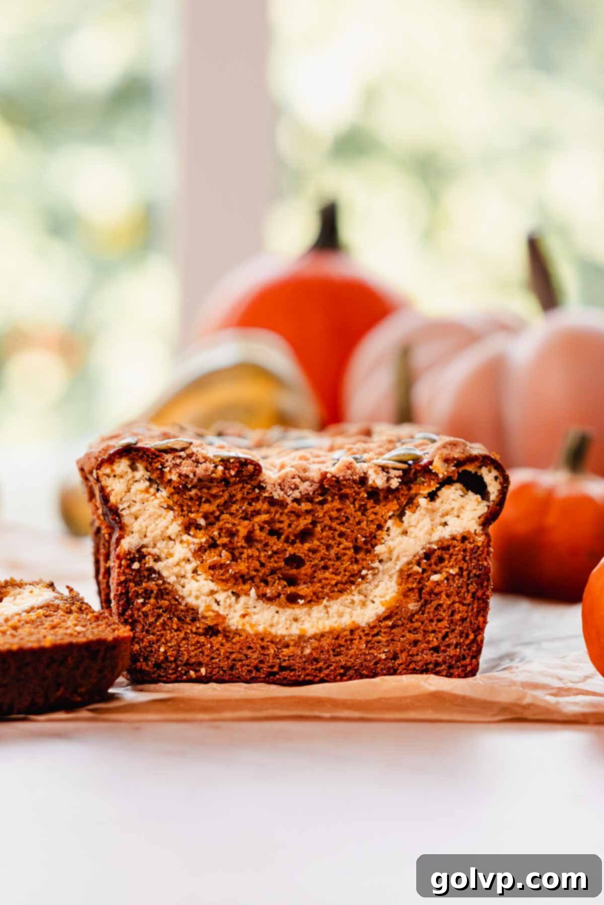 Autumn Pumpkin Streusel Cream Cheese Delight 15 pumpkin bread with cream cheese swirl