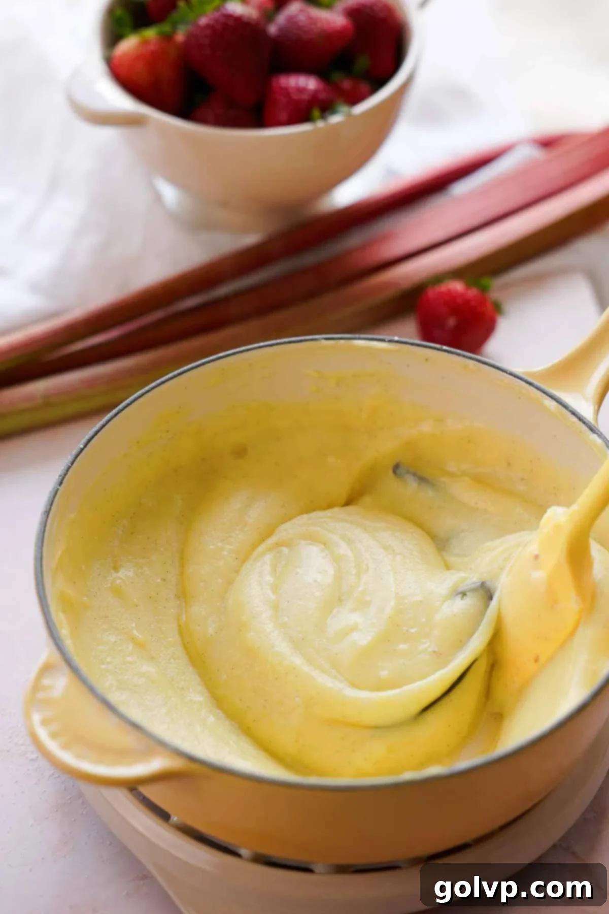 thick, cooked custard in saucepan