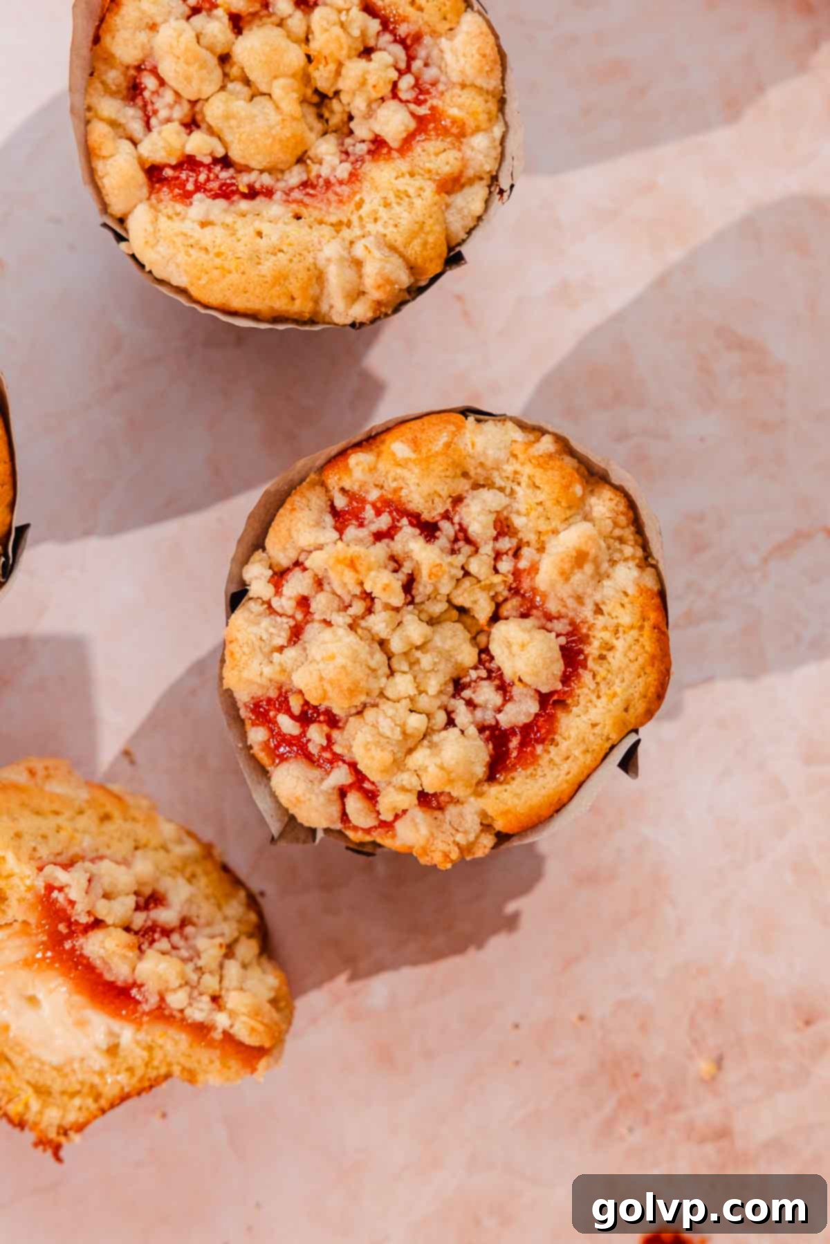rhubarb bakery style muffins with crumble