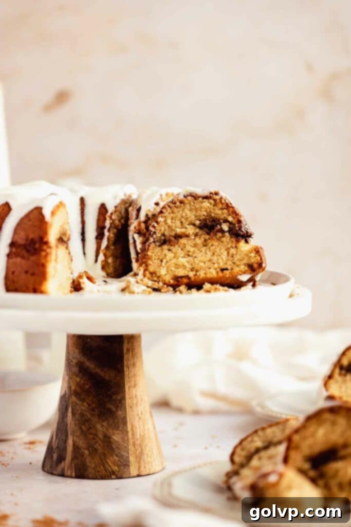 cinnamon bundt cake on cake stand