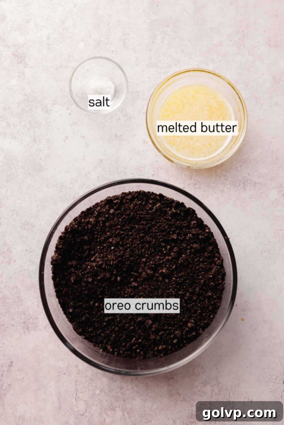 chocolate cheesecake crust ingredients in bowls