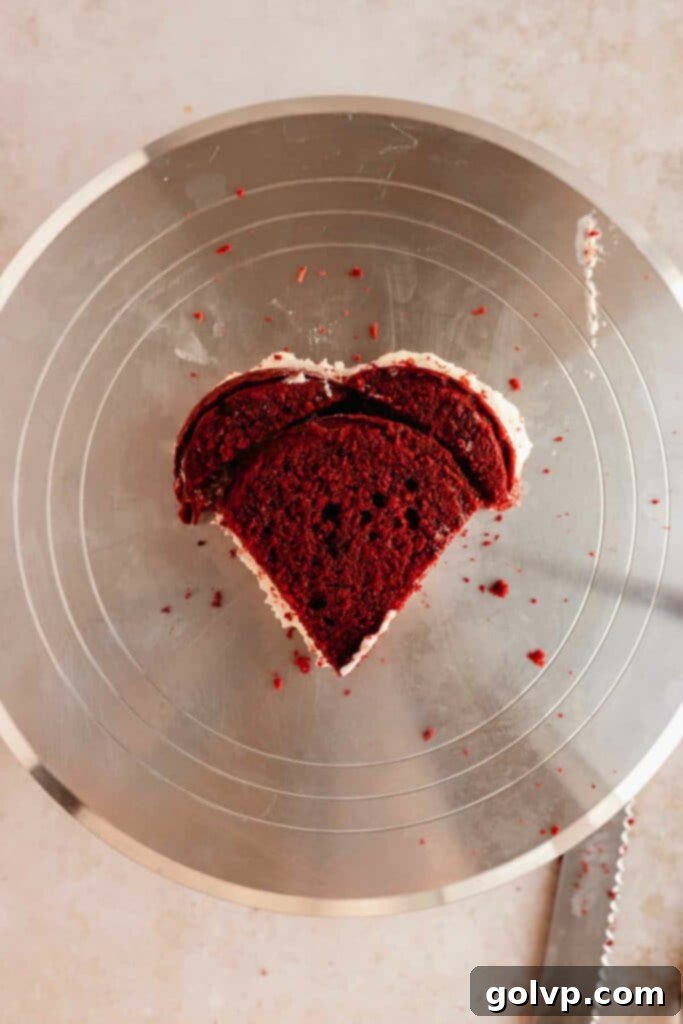 the shaped heart from round cake
