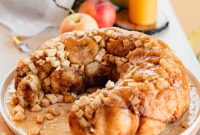 Caramel-Filled Apple Monkey Bread