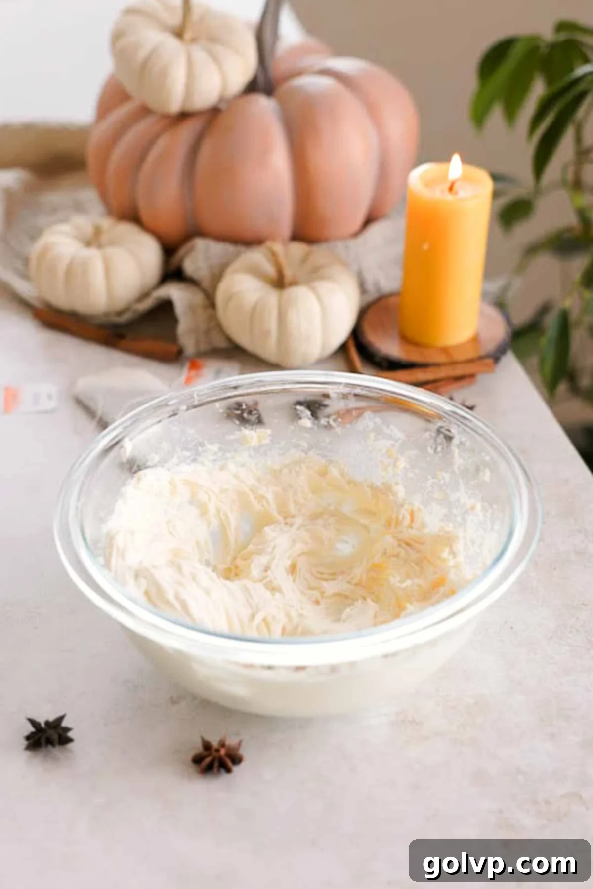 cream cheese cookie filling in glass bowl